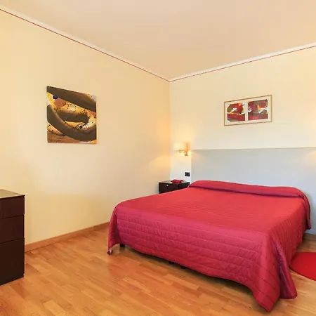 Hotel La Luna Nel Porto 3*