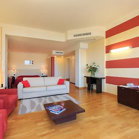 La Luna Nel Porto 3* ストレーザ